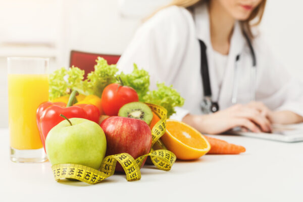 5 Reasons To Hire A Nutritionist